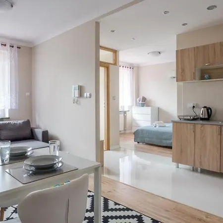 Apartment Above The Old Town I